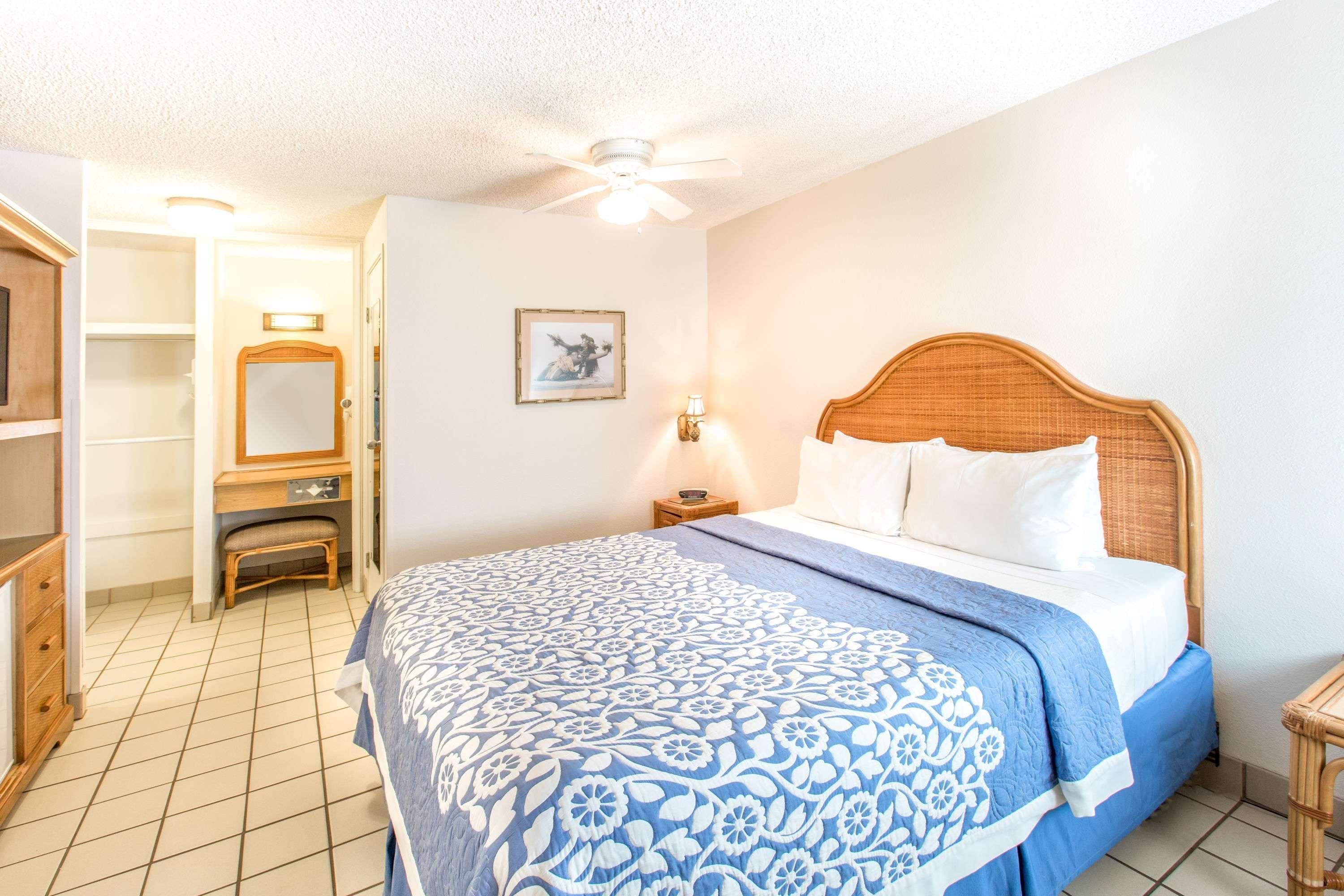 Days Inn By Wyndham Maui Oceanfront Wailea  Zewnętrze zdjęcie