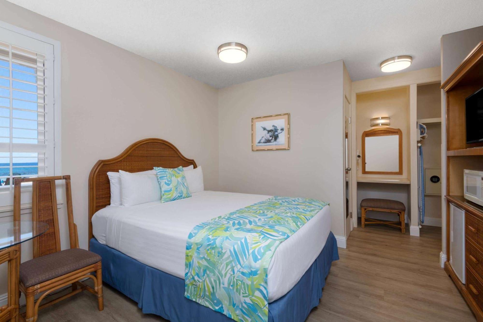 Days Inn By Wyndham Maui Oceanfront Wailea  Zewnętrze zdjęcie