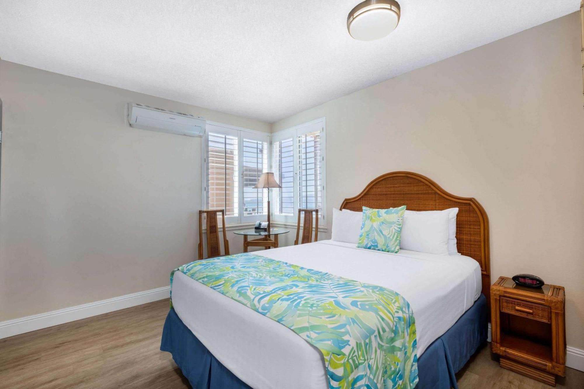 Days Inn By Wyndham Maui Oceanfront Wailea  Zewnętrze zdjęcie